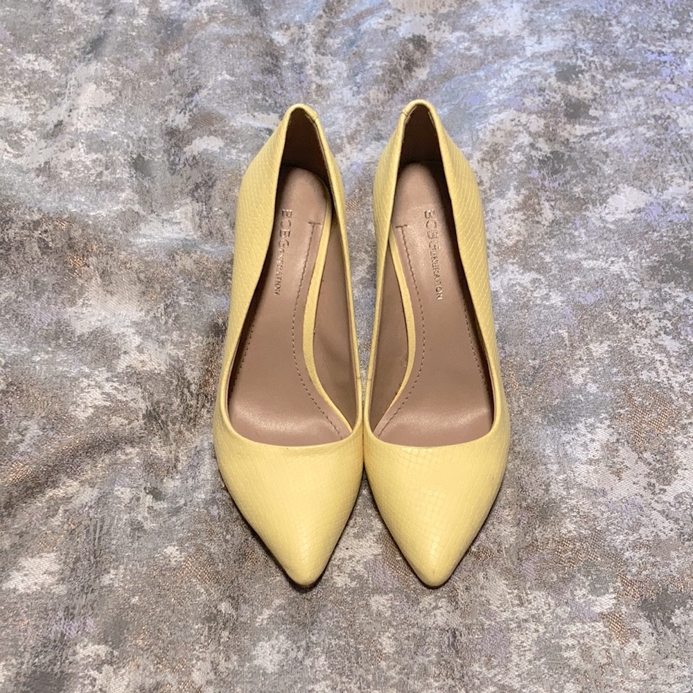 BCBGeneration yellow pumps